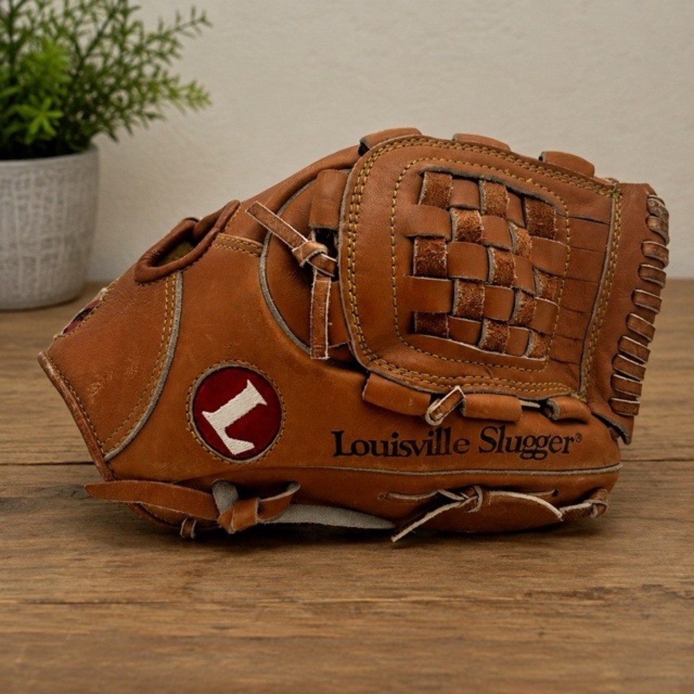 Louisville Slugger G125-10 125 Series 12" Baseball Glove RHT Made in Japan